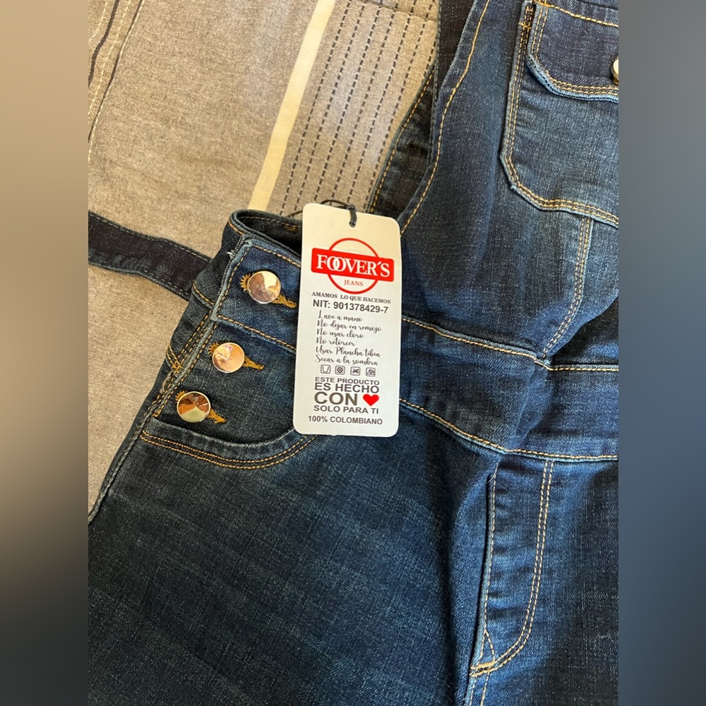 Overall - Picture 2 of 3